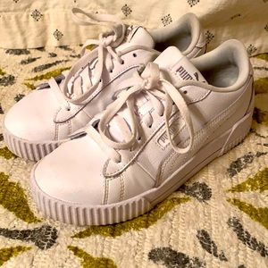 Women’s puma sneakers size 7